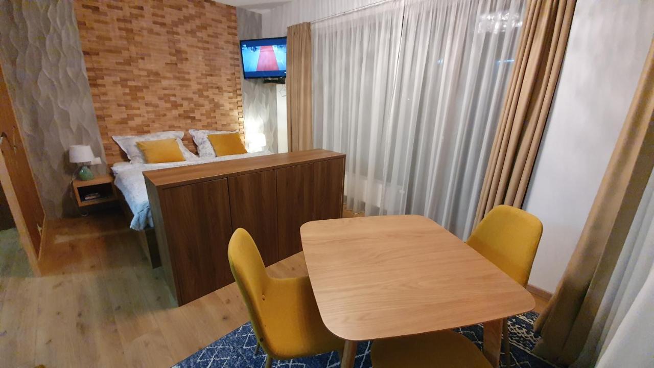 Rodinny Privatny Apartman A309 V Uplnom Centre Stareho Smokovca - Ticha Izba S Parkovanim Vysoke Tatry Exterior photo