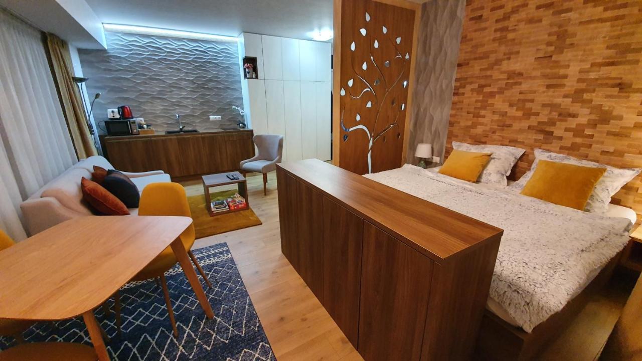 Rodinny Privatny Apartman A309 V Uplnom Centre Stareho Smokovca - Ticha Izba S Parkovanim Vysoke Tatry Exterior photo